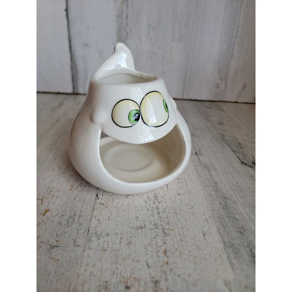 Ceramic Halloween crazy ghost tea light candle holder eyes unique home decor